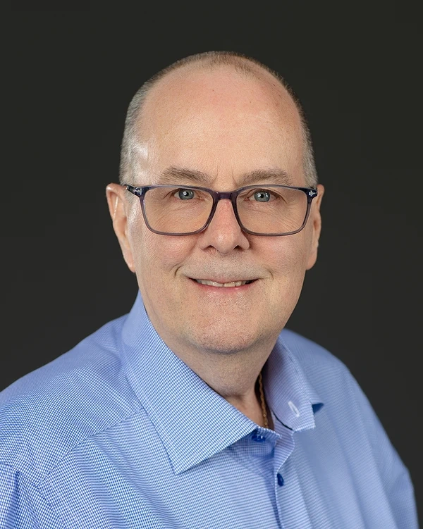 Greg Snelson